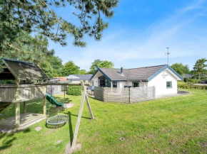 Holiday Home Truls - 800m from the sea by Interhome, Rødby